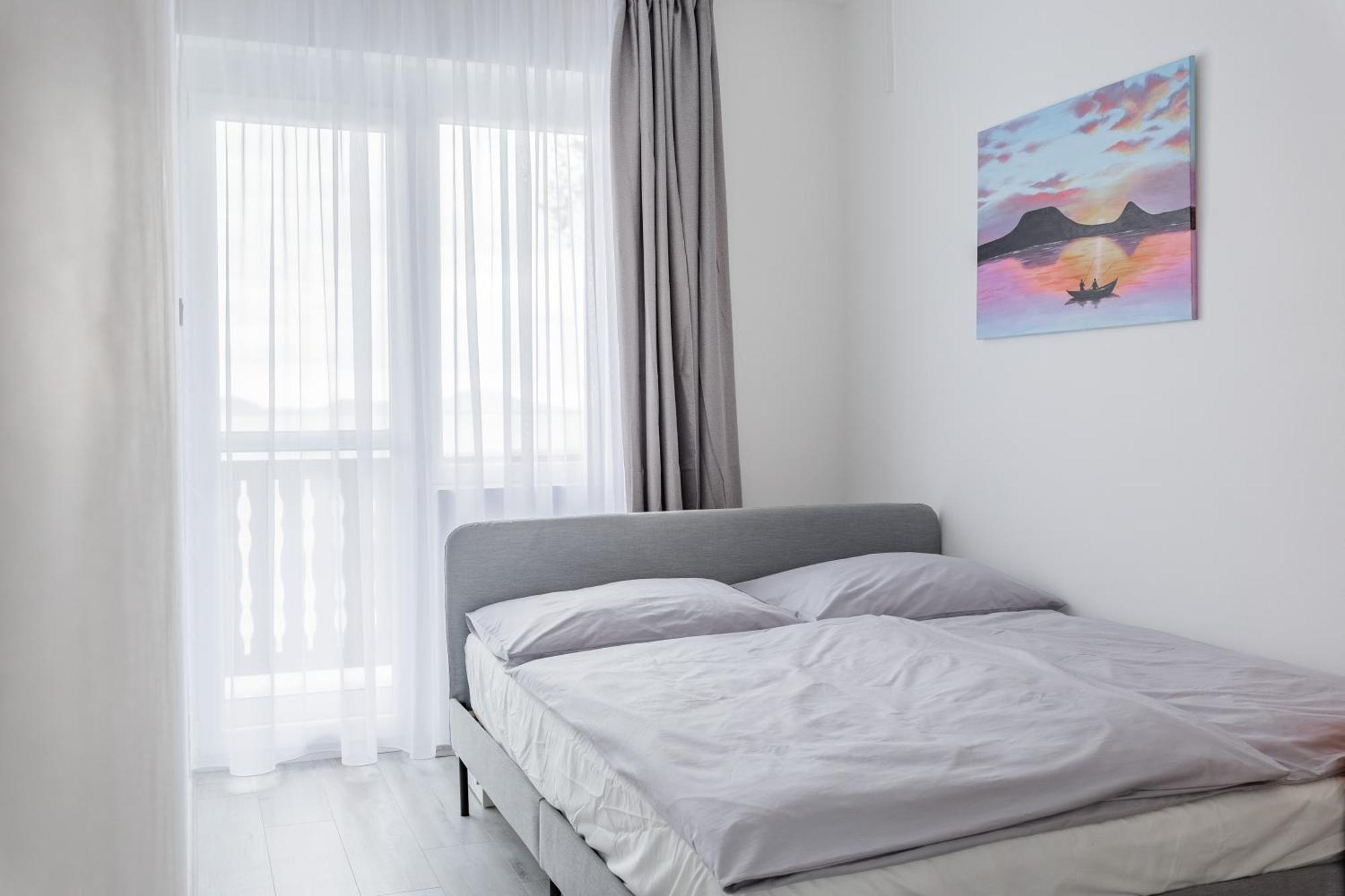 Balaton A Kertben - Balaton In The Garden - Beachfront Houses With Beautiful View, Private Beach Balatonfenyves Room photo